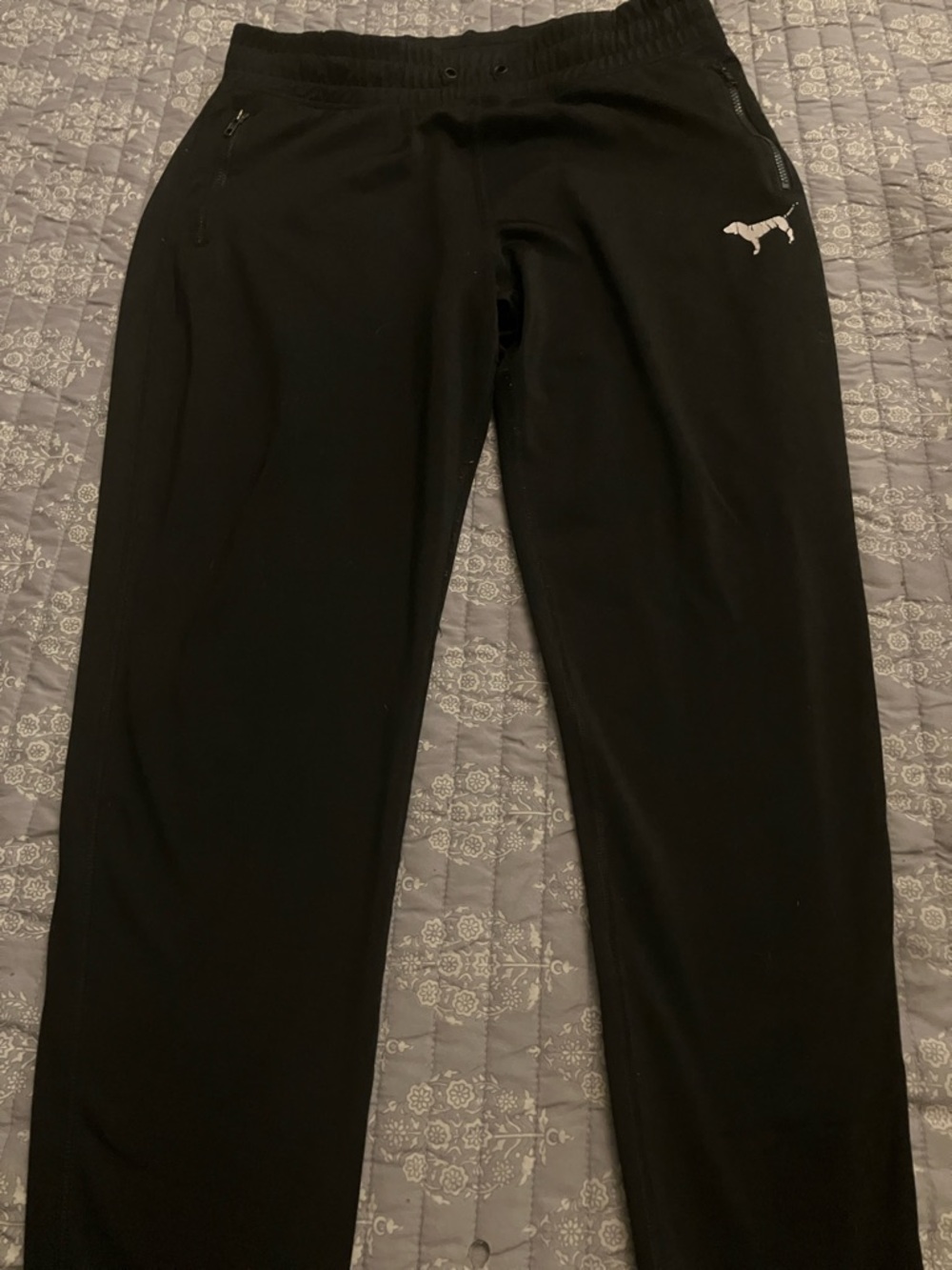 PINK Victoria's Secret Black Logo Active Top